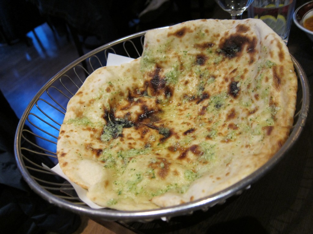 Garlic naan